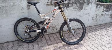 Bici mtb dh