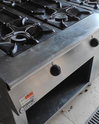 Cucina gas 6 fuochi per ristorante