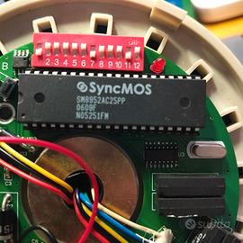 processore SM8952AC25PP  0609F N05251FM    40pin