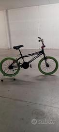 bicicletta bmx
