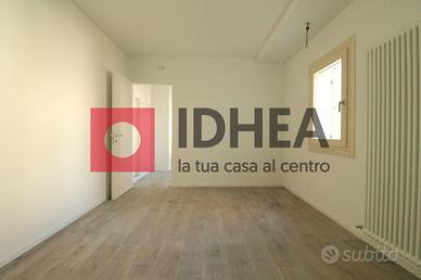 MINI APPARTAMENTO CLASSE A1 E POSTO AUTO RIF. UM9