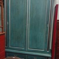 GRANDE ARMADIO ANTICO LACCATO e DIPINTO SHABBY