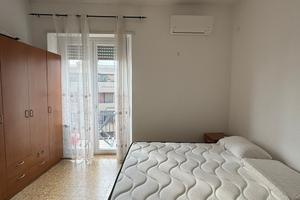 Camera singola arredata