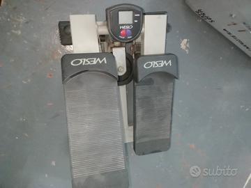 pedaliera per allenare i piedi e polpacci 