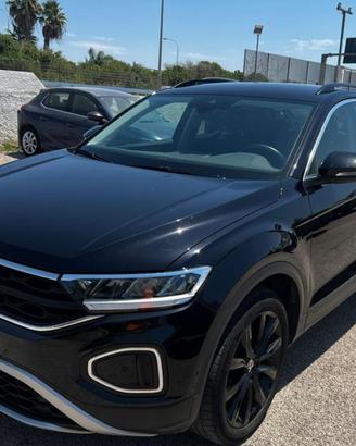 VOLKSWAGEN T-Roc 2.0 tdi Black Pack 115cv