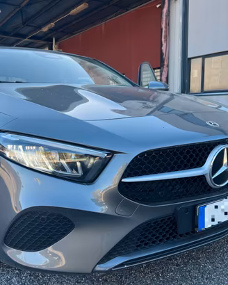 Mercedes-benz A 180 d Automatic AMG Line Advanced 
