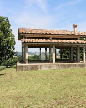 RUSTICO A MONTOPOLI DI SABINA