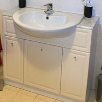 Mobile bagno completo di specchio