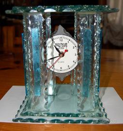 Orologio da tavolo in vetro