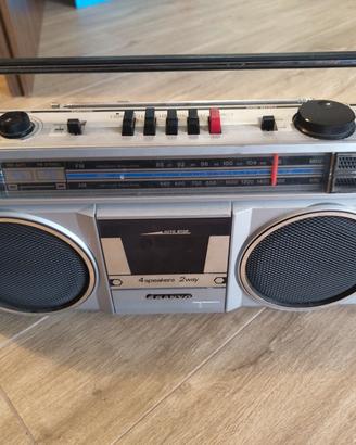 radio stereo vintage - sanyo M9805F