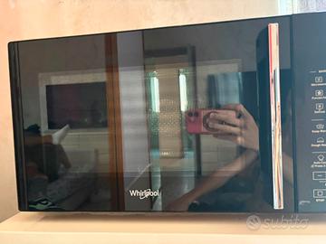 Microonde a forno whirpool