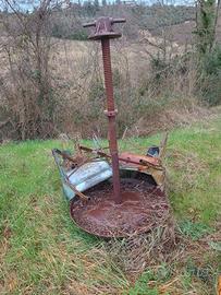 Vecchio torchio per uva