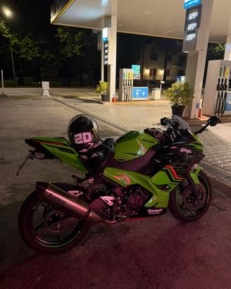 kawasaki ninja 400 KRT akrapovic/arrow
