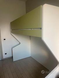 Letto a soppalco con scala
