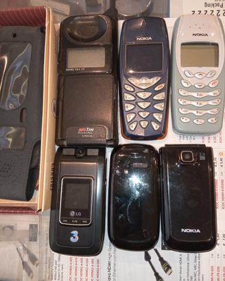 Kit di n.6 telefoni vintage