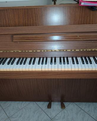 Pianoforte acustico yamaha