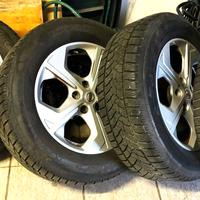 Ruote Invernali Nissan X-Trail con Cerchi in Lega