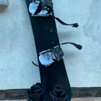 Tavola Snowboard, attacchi e boots