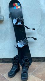 Tavola Snowboard, attacchi e boots