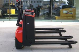 TOYOTA TRANSPALLET ELETTRICO USATO