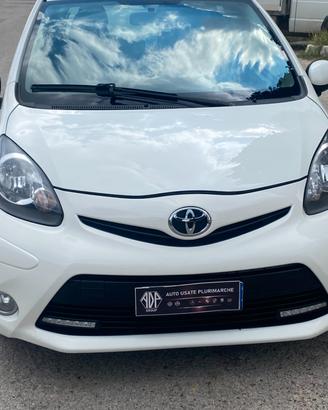 Toyota Aygo 1.0 12V 5 porte automatica/solo 120.00