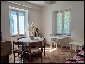 Appartamento in Via della Chiesa Sassello (Palo)