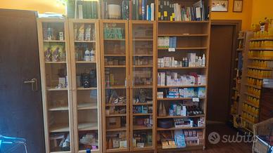 Mobile con vetrinette