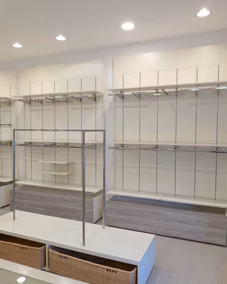arredamento negozio abbigliamento 