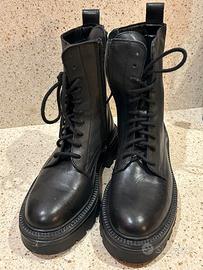 ANFIBIO DONNA PRIMADONNA