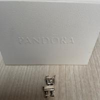 Charm Pandora Bobby bot