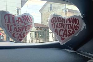 cuoricini personalizzati  per l'auto 