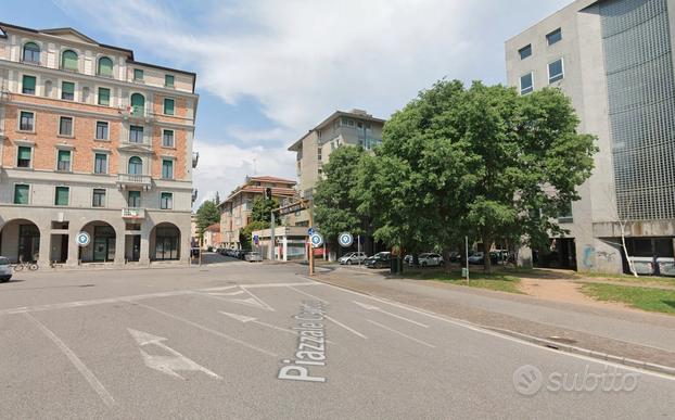 POSTO LETTO in ampia stanza doppia - UDINE CENTRO