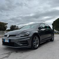 Volkswagen Golf 7.5 R-Line 1.6 tdi 116cv DSG