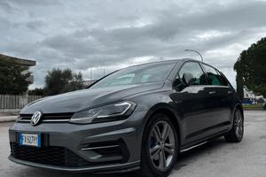 Volkswagen Golf 7.5 R-Line 1.6 tdi 116cv DSG
