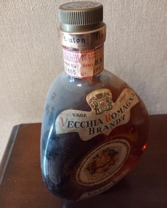 Bottiglie vintage Vecchia Romagna e Unicum 