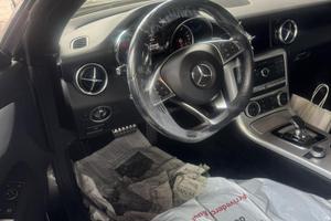 Mercedes SLC 200 2020 – 78.000 km cabrio