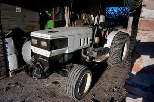 Lamborghini serie vigneto 554 2RM