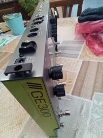 amplificatore miscelatore per chitarra 🎸