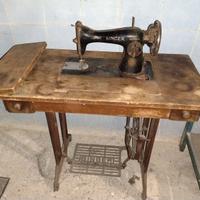 Macchina da cucire Singer anni 60