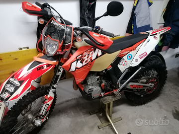 Moto ktm cilindrata 450