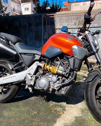 Yamaha MT-03 + 2Caschi +Giubbino +Guanti+Zaino+Kit