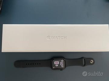 Apple Watch Series 8 GPS - 45mm - Completo