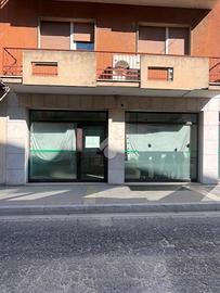 MONOLOCALE A BOVOLONE