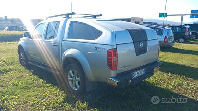 Nissan navara 