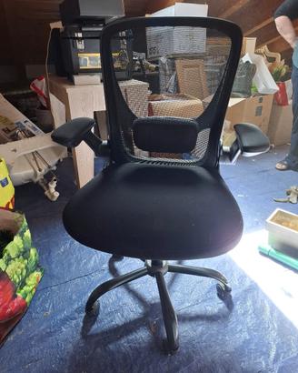 Sedia da ufficio ergonomica con supporto lombare 