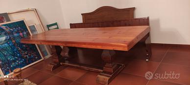 Tavolo in legno massello 