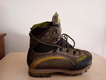 Scarponi alpinismo La sportiva
