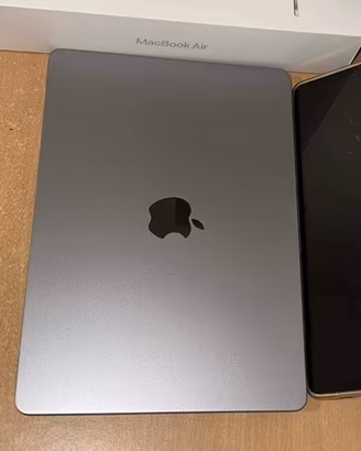 Macbook air m2 356 gb grey