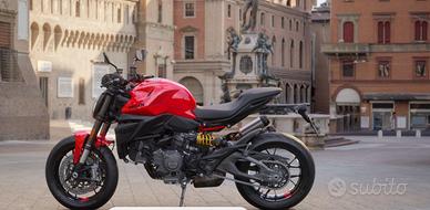 Monster+ ducati red