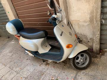 Vespa et2